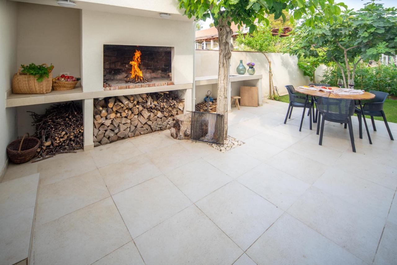 Garden Apartment Pakostane Bagian luar foto